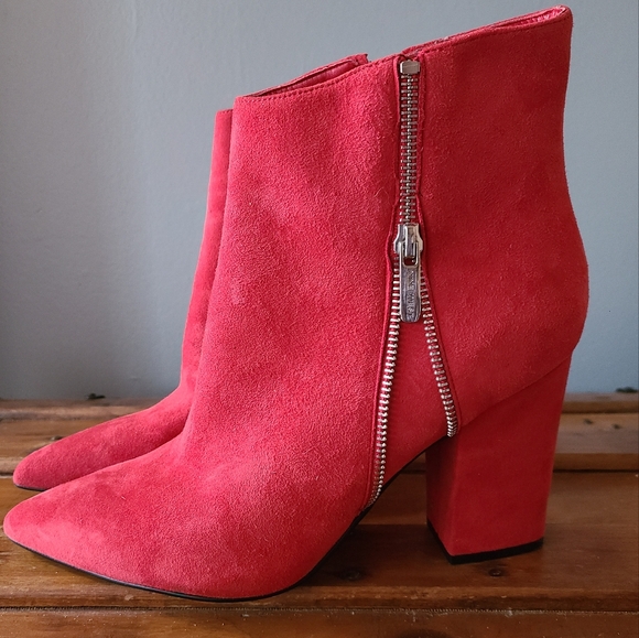 Nine West Stylish Fashion Trendy Red "Glorya" Heeled Ankle Boots size 10 - Picture 2 of 7